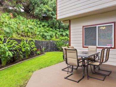 Table & Chairs on Patio